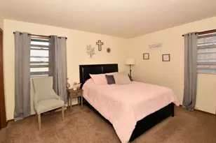 4276 S 14th St, Milwaukee, WI 53221 - Photo 19