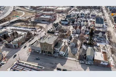 915 W National Ave, Milwaukee, WI 53204 - Photo 1