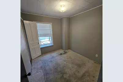 2833 S Wentworth Ave, Milwaukee, WI 53207 - Photo 9
