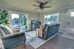 5703 51st Ave, Kenosha, WI 53144 - Photo 9