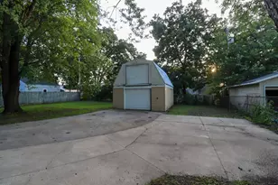 1512 Virginia St, Racine, WI 53405 - Photo 19