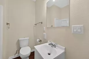 2420 N 35th St, Milwaukee, WI 53210 - Photo 31