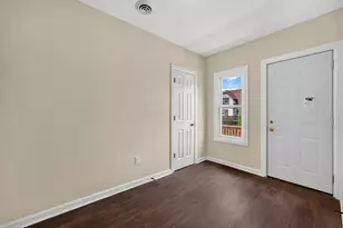 2420 N 35th St, Milwaukee, WI 53210 - Photo 11