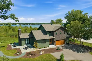 2852 Peninsula Ave, Delafield, WI 53018 - Photo 1