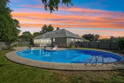 2135  Michelle Dr, Brookfield, WI 53045 - Photo 3