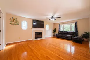 N102W15801 Flintlock Trail, Germantown, WI 53022 - Photo 5