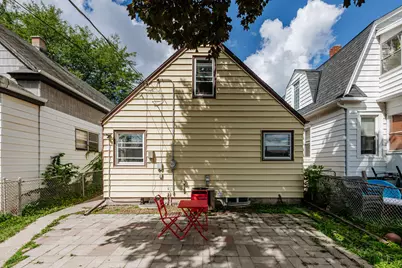 1722 S 76th St, West Allis, WI 53214 - Photo 17