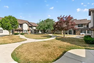 9034 W Lisbon Ave, Milwaukee, WI 53222 - Photo 33