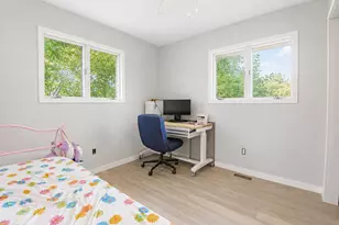 N1492 Clover Rd, Bloomfield, WI 53147 - Photo 5