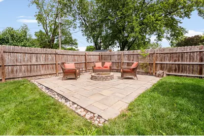 2916 S 104th St, West Allis, WI 53227 - Photo 21