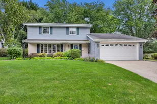N89W17151 Highland Ct, Menomonee Falls, WI 53051 - Photo 1