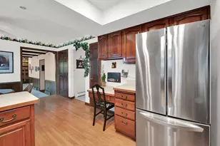 N89W17151 Highland Ct, Menomonee Falls, WI 53051 - Photo 9