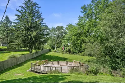 126 E Oak Crest Dr, Wales, WI 53183 - Photo 37