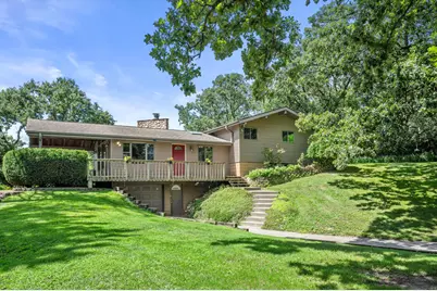 126 E Oak Crest Dr, Wales, WI 53183 - Photo 1