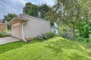 2013 E Wood Pl, Shorewood, WI 53211 - Photo 41