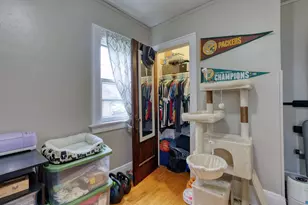 2013 E Wood Pl, Shorewood, WI 53211 - Photo 19