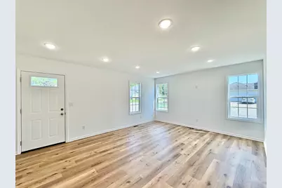 28 N Third St, Darien, WI 53114 - Photo 3