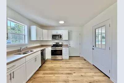 28 N Third St, Darien, WI 53114 - Photo 9