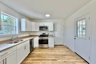 28 N 3rd St, Darien, WI 53114 - Photo 9