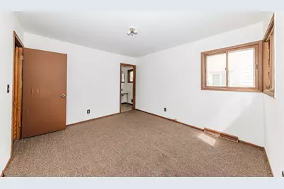 9017 W Hampton Ave #9019, Milwaukee, WI 53225 - Photo 19