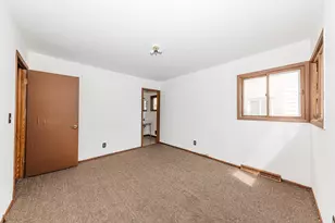 9017 W Hampton Ave, Milwaukee, WI 53225 - Photo 19