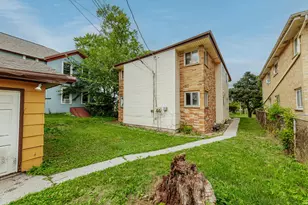 9017 W Hampton Ave, Milwaukee, WI 53225 - Photo 37