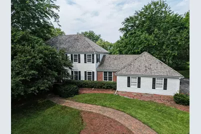 11723 N Bridgewater Dr, Mequon, WI 53092 - Photo 3