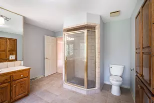 11723 N Bridgewater Dr, Mequon, WI 53092 - Photo 35