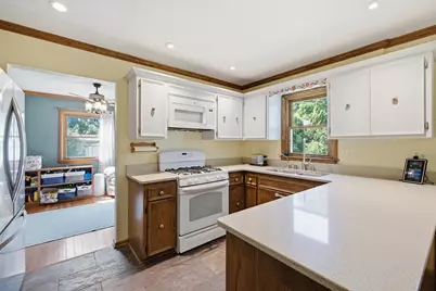 1930  Sunnyside Dr, Waukesha, WI 53186 - Photo 3