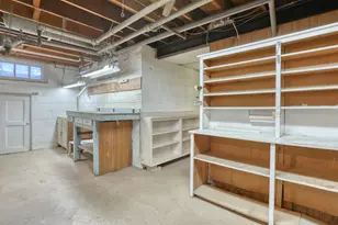 5800 W Howard Ave, Milwaukee, WI 53220 - Photo 27