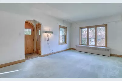 5800 W Howard Ave, Milwaukee, WI 53220 - Photo 3