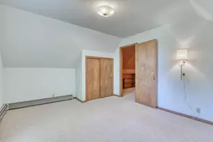 5800 W Howard Ave, Milwaukee, WI 53220 - Photo 21