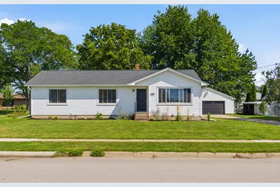 323  Mark St, West Salem, WI 54669 - Photo 5