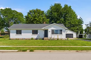 323 Mark St, West Salem, WI 54669 - Photo 5