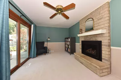 5405 N Shasta Dr, Glendale, WI 53209 - Photo 15