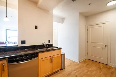 606 W Wisconsin Ave #501, Milwaukee, WI 53203 - Photo 5