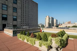 606 W Wisconsin Ave, Milwaukee, WI 53203 - Photo 23