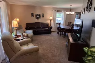 548 Oakwood Dr, Hartland, WI 53029 - Photo 13