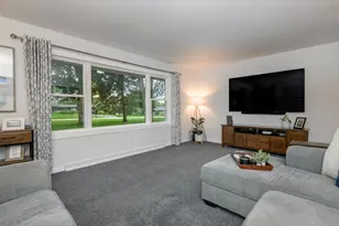 334 Maple Way, Waukesha, WI 53188 - Photo 13