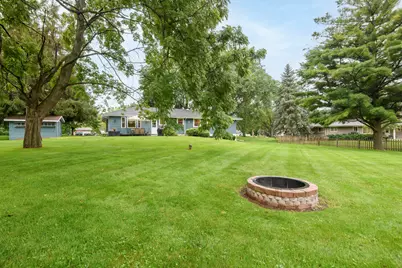 334  Maple Way, Waukesha, WI 53188 - Photo 5