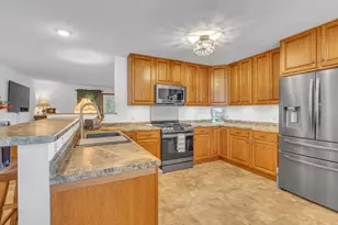 1632 Crane Ct, Sheboygan Falls, WI 53085 - Photo 9