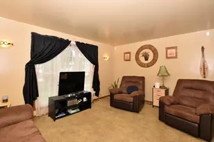 12132 223rd Ave, Salem Lakes, WI 53104 - Photo 17