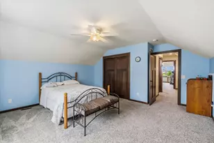 2748 Gateway Ave, Hartford, WI 53027 - Photo 19
