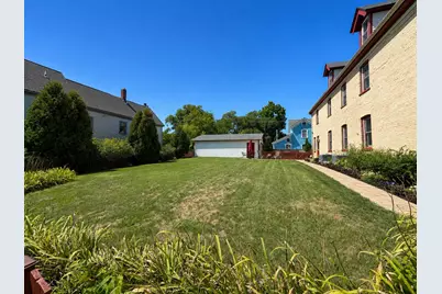 1849 N 1st St, Milwaukee, WI 53212 - Photo 47