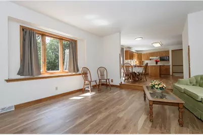 N52W14305  Thornhill Dr, Menomonee Falls, WI 53051 - Photo 29