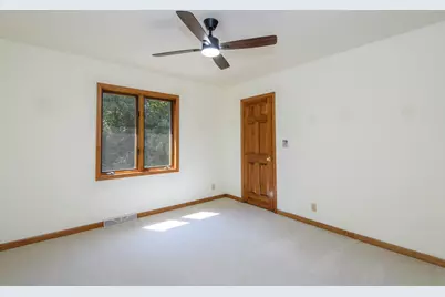 N52W14305  Thornhill Dr, Menomonee Falls, WI 53051 - Photo 43