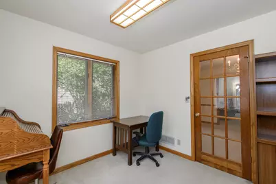 N52W14305  Thornhill Dr, Menomonee Falls, WI 53051 - Photo 19