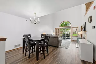 2995 River Birch Dr, Brookfield, WI 53045 - Photo 3