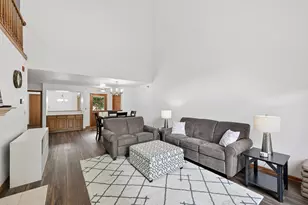 2995 River Birch Dr, Brookfield, WI 53045 - Photo 7