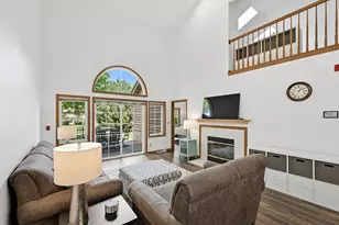 2995 River Birch Dr, Brookfield, WI 53045 - Photo 5